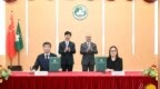 行政長官岑浩輝見證經濟財政司司長吳惠嫻與工業和信息化部副部長熊繼軍代表雙方簽署《關於發展新質生產力推進新型工業化的合作協議》
