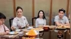 佟丽娅携爱子外出聚餐 亲子互动温馨 同行女子神态引发网络热议