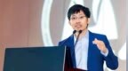 再次炸场，梁文锋的克制与代价