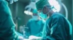进手术室为啥要脱光、刮毛、饿肚子？这些"尴尬"行为其实是为保命
