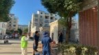 安徽和县双严社区：马蜂筑巢隐患大 网格速除保平安