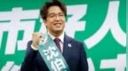 沈伯洋玩变装秀，民进党实在找不出“草包”有什么亮点了