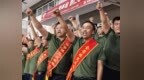 “八一”致敬老兵！吉安200余名退役军人观看赣超、齐唱军歌