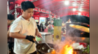 抚州13岁“小孩哥”掌勺夜市炒粉摊 一晚上能炒100多份
