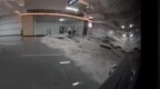 河南禹州一车库墙体损毁雨水倒灌，社区、物业快速排涝除险