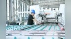 宁都县：玻璃企业赶制订单忙（图）