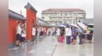 黄鹤楼红墙挤满打卡人