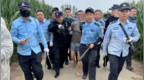 河南西平命案嫌疑人逃亡10日始末：被害人身有残疾并非“村霸”，多名无辜群众受伤