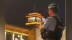 南昌给“中国式警察”上大分！八一广场特警帮游客拍照视频在外网火了