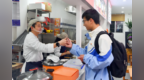 “考第一，来我这随便点！”宜春包子铺老板免费送餐获赞