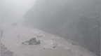 西藏吉隆口岸附近道路已完全损毁，存在二次泥石流风险