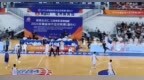 安徽徽BA亳州vs滁州比赛场面失控，观众向球场中扔水瓶、扇子等，亳州文旅局回应
