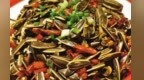 创意赣菜玩出新花样 南昌“辣椒炒瓜子”出圈走红