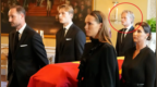 挪威王室竟让性侵犯“长孙”越狱参加国王葬礼？贴脸开大王储妹妹引狂骂：滚！