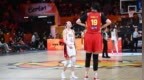 中国女篮首秀输给美国队33分，鹤立鸡群的张子宇暴露软肋