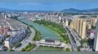 江西芦溪：蓝天白云景如画（图）