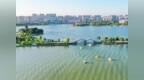聊城东昌湖：秋风送爽 游船如织