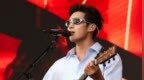 第四届浪潮音乐大赏TOMMY HILFIGER「摩登经典 此刻上演」特别舞台上演 于适原创表达呈现唱响摩登美学
