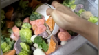吃“人饲料”的打工人，越来越多了