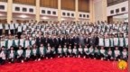 柯嵐與“向國旗敬禮”港澳青少年升旗隊代表訪京團澳門師生代表合照