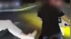 “女子驾驶摩托别车遭脚踹”，官方通报