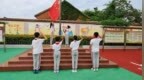 定远县藕塘小学开展“向国旗敬礼”国庆主题教育活动