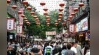 人气爆棚！南昌大士院老街迎来客流高峰，本土美食备受青睐