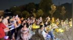 月满信江、歌声飞扬，贵溪这场江畔中秋音乐会太浪漫了