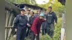 七旬老人深山失联40小时　雨夜上演“警”急救援