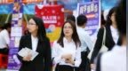 那些放弃大学offer的年轻人，正在整顿“一考定终身”