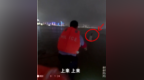 江水已没到胸口！南昌民警跳江救回轻生女子