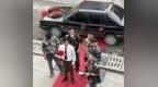 桑塔纳车队、收音机等齐上场，安徽一对新人办复古港风婚礼