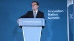 关于“脱欧”，英国首相罕见怪起了俄罗斯！