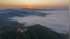 一夜之间，平江这座小山为何火了？