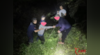 争分夺秒！4小时紧急搜寻，走失老人平安归家