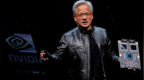 英伟达发布DSX POD，AI工厂现场部署最快从六个月缩短至14天