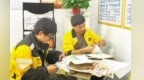 送餐路上顺带巡隐患　兰州志愿红迎新力量