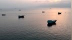 伊朗称在霍尔木兹海峡上空击落美军无人机