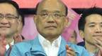 台“行政院长”苏贞昌颜面神经失调 “歪嘴照”曝光