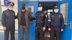 火眼金睛！哈市警方在核酸检测现场抓获网上逃犯