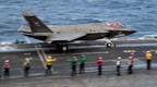 美海军称“正在打捞”坠入南海的F-35战机