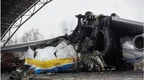 乌媒：安-225运输机残骸被乌方从戈斯托梅利机场拖走