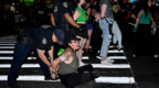 “罗诉韦德案”抗议：美国会警察逮捕2人，纽约逮捕25人