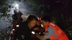 事发玉山县！洪水中女子大喊救命 多方合力施救助其脱险