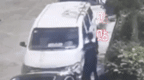 安徽临泉：凌晨“扫街”张贴涉黄小卡片 2人被抓！