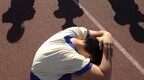 家长联名要求劝退霸凌者，盖满红手印的信刺痛事件每一方