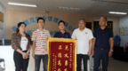徒手接住坠楼女孩 南昌县许厚光了不起