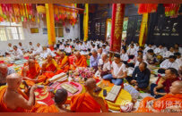 云南临沧市南传佛教各县区佛寺举行“苏坦弄”祈福仪式