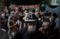 高市早苗，又在“松绑”武器出口