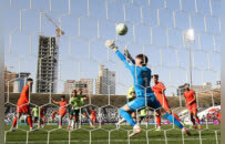 定位球建功，门将开挂，U23国足离创造历史越来越近